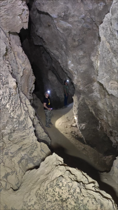 Interior de la cueva de Alí Babá