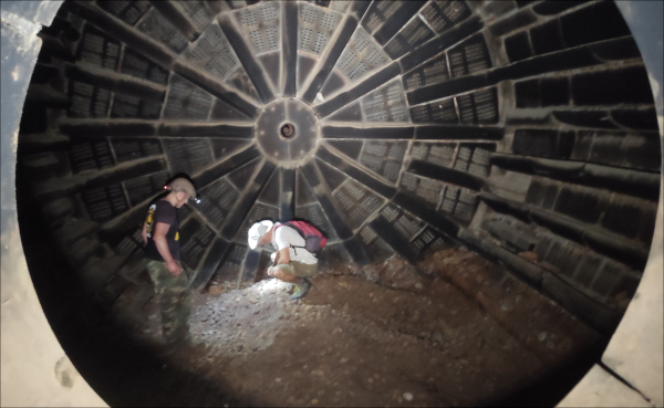 interior de un molino de bolas